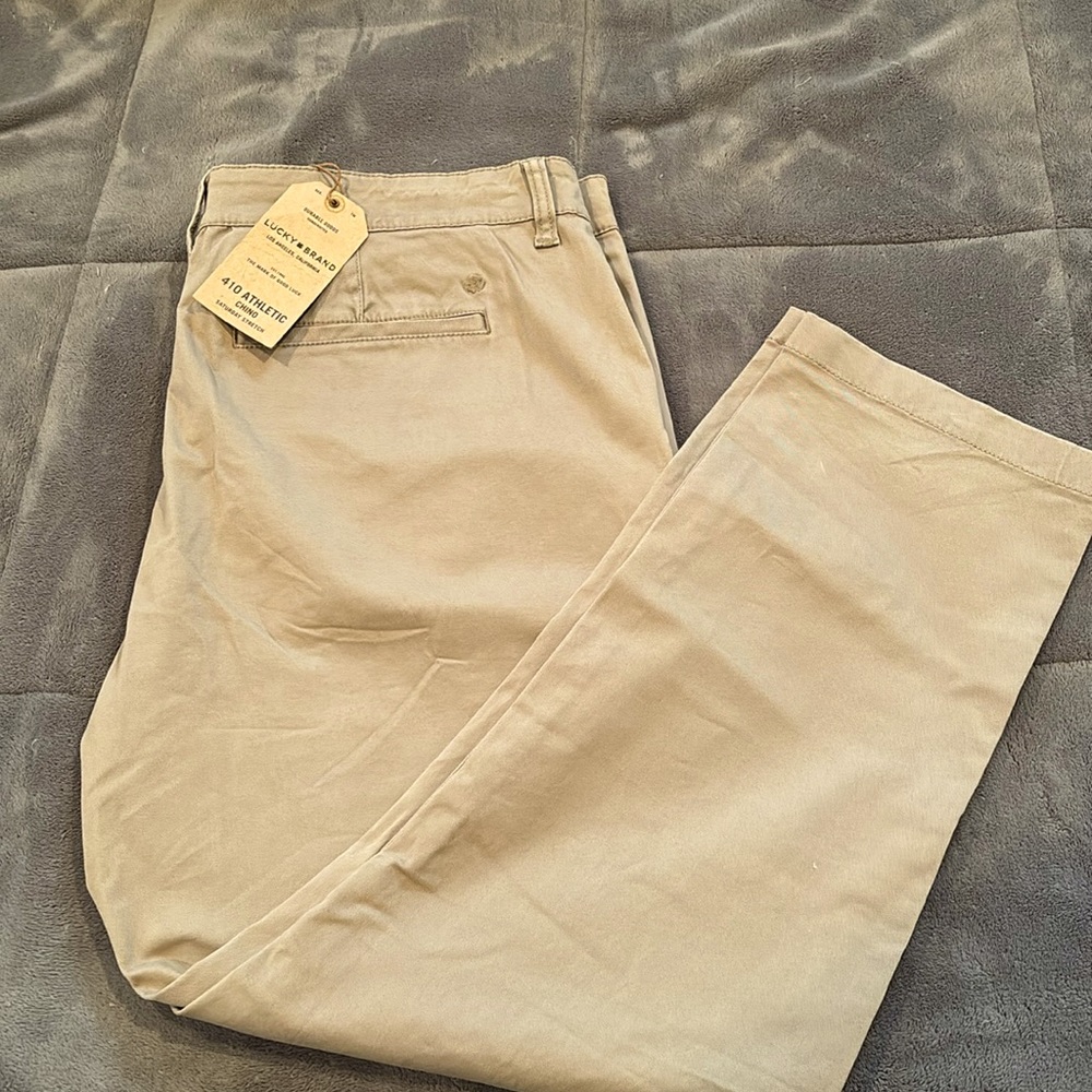 Brand new with tags Men’s Chino